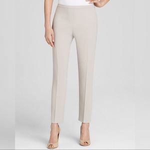 Tahari Marcia Pant in Sand. Size 6